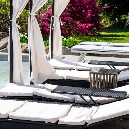 Italian Lakes 14009 * Lesa